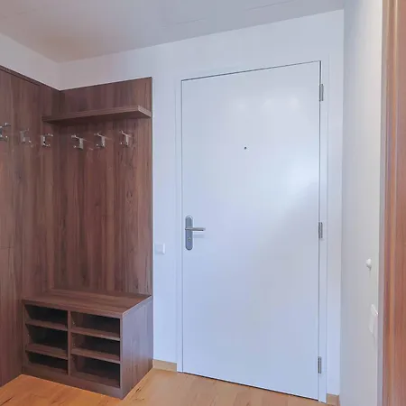 Sky Park Tower 1, Luxury With Free Parking * ברטיסלאבה