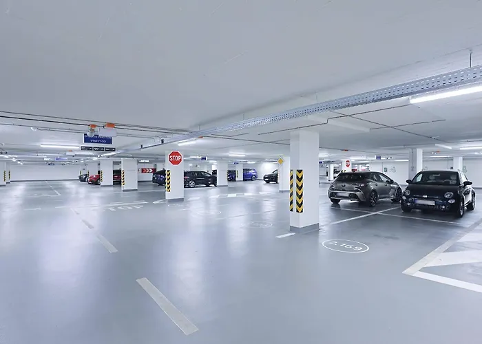 Sky Park Tower 1, Luxury With Free Parking Appartamento *