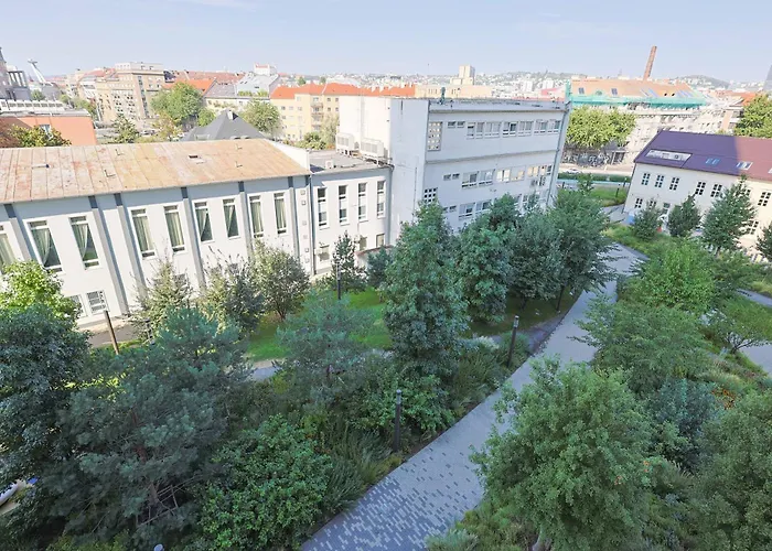 Sky Park Tower 1, Luxury With Free Parking Братислава